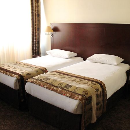 Europe Hotel Єреван Екстер'єр фото
