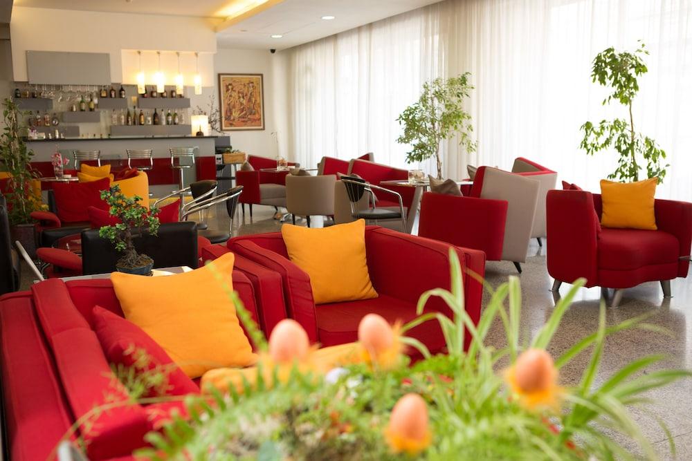 Europe Hotel Єреван Екстер'єр фото