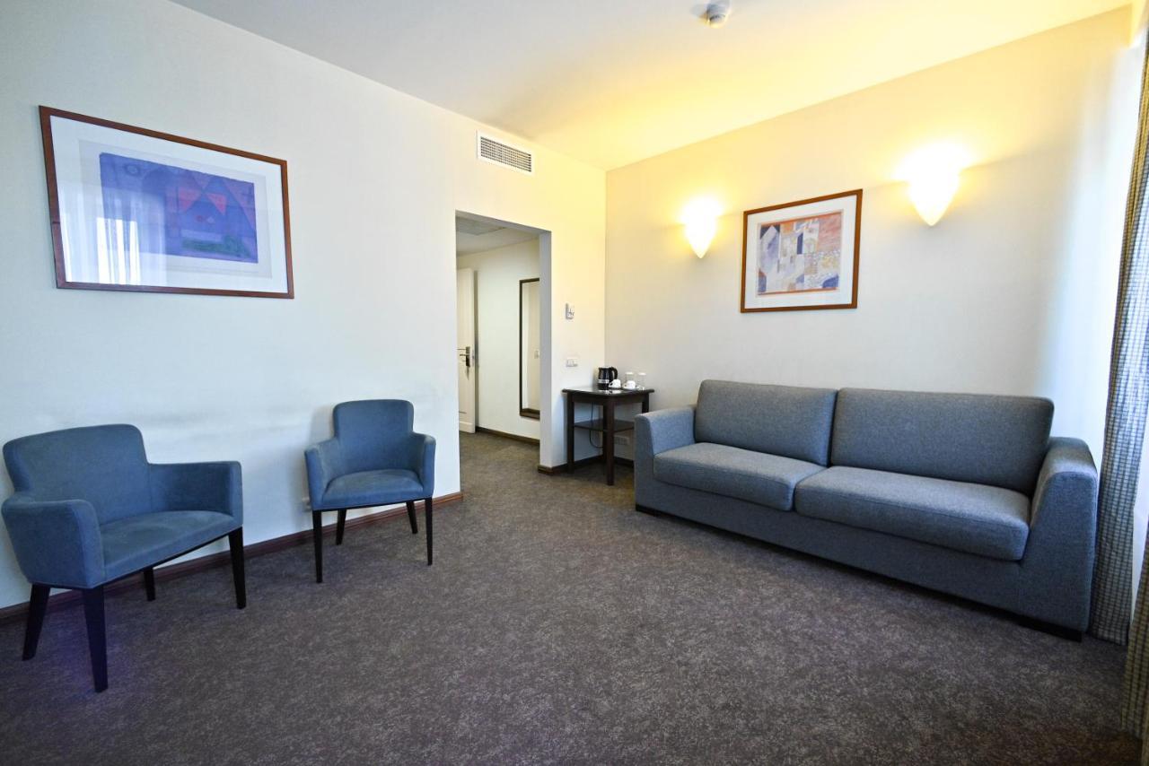 Europe Hotel Єреван Екстер'єр фото