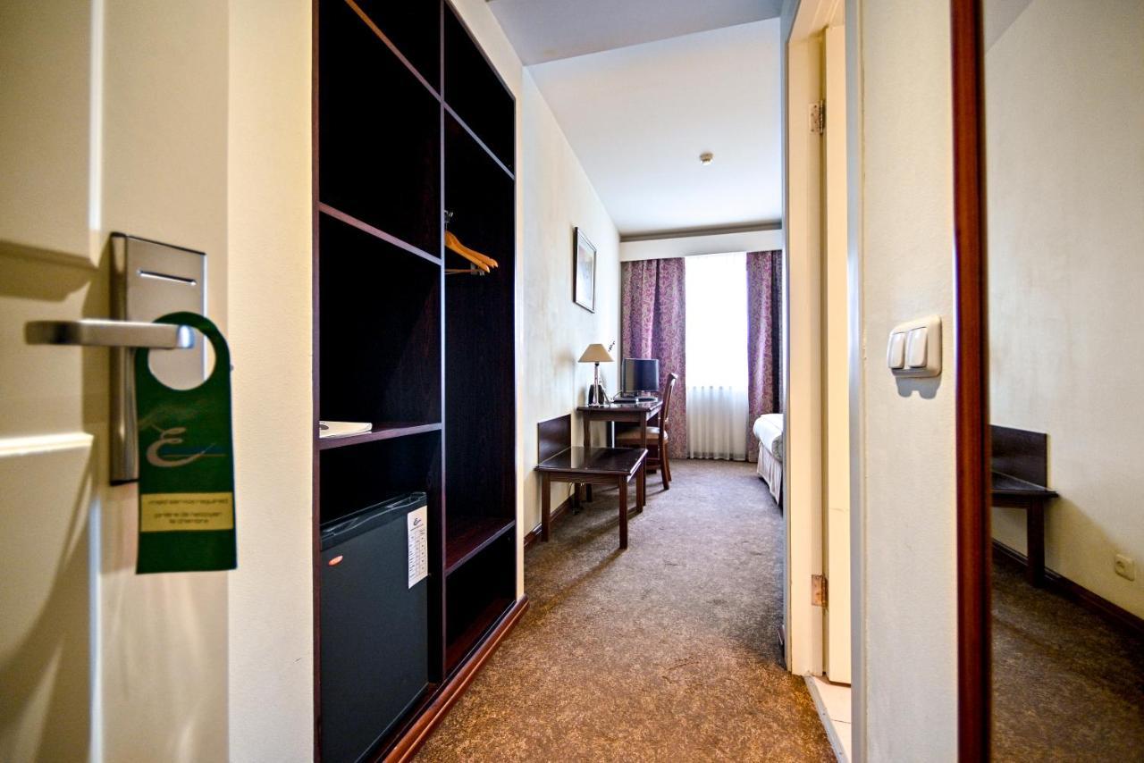 Europe Hotel Єреван Екстер'єр фото
